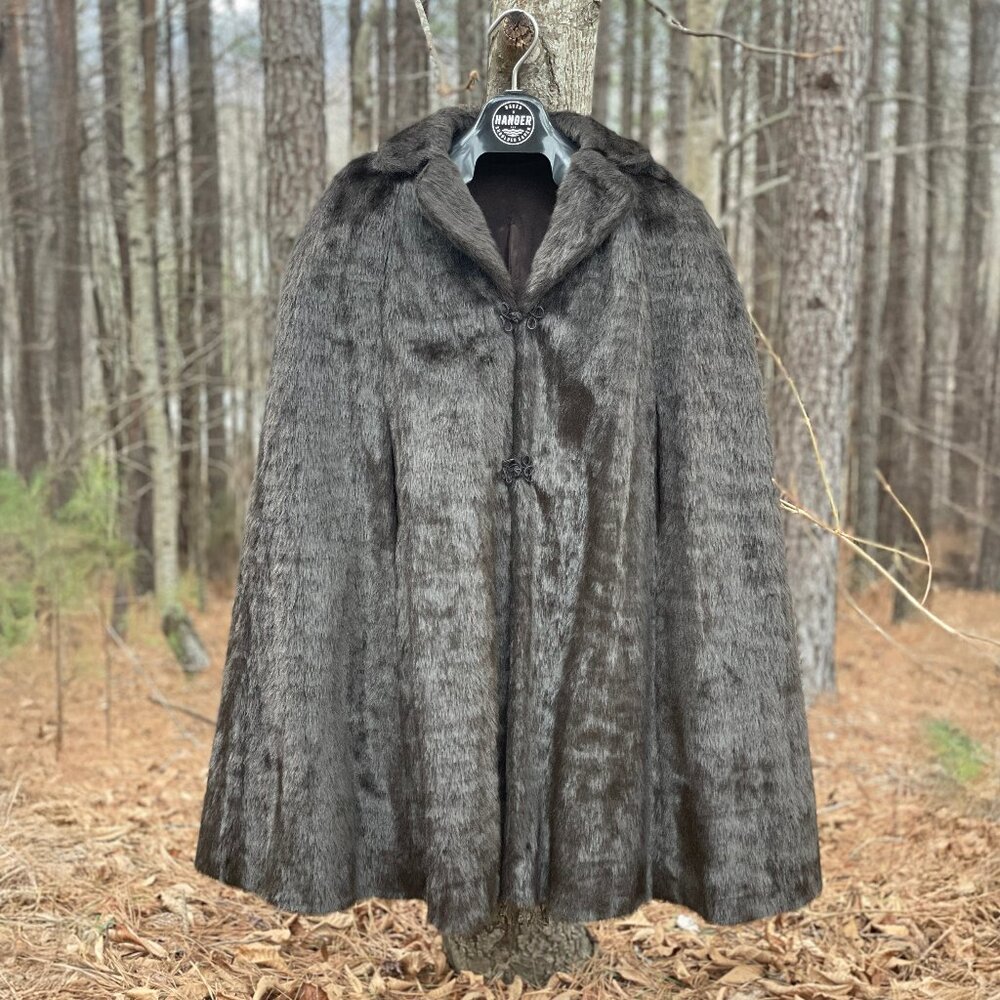 Glamorous VINTAGE Sable Faux Fur Full-length Cape, Mint Condition, Size L